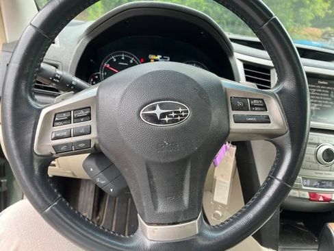 Used 2014 Subaru Outback 2.5i Limited AWD/4WD image 17