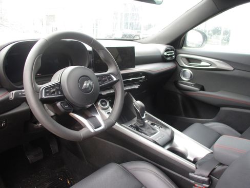 Used 2024 Dodge Hornet GT image 9