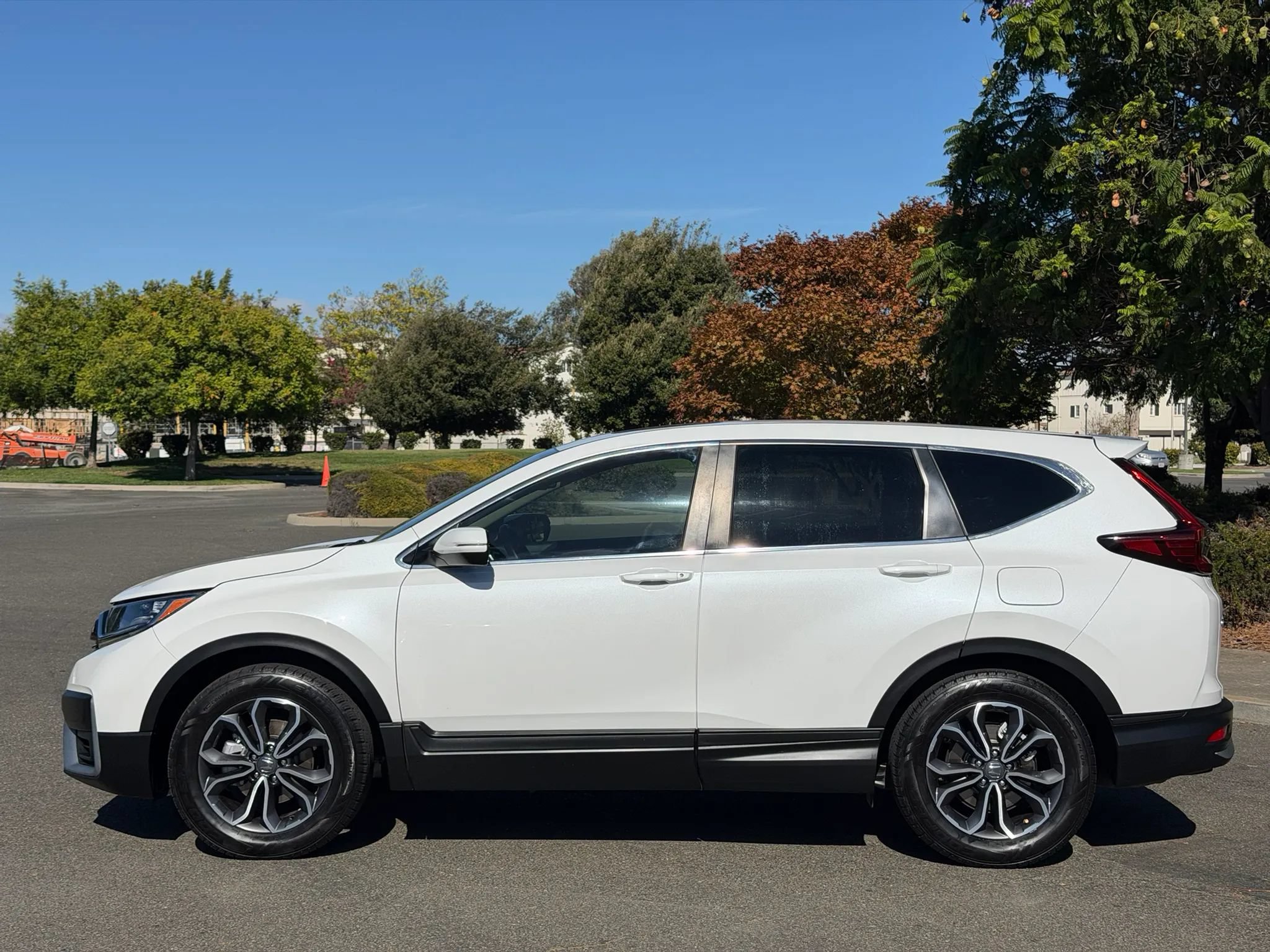 Used 2021 Honda CR-V EX-L image 2