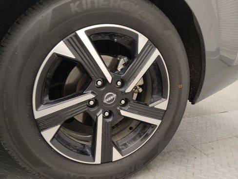 Used 2024 Nissan Sentra SV image 31