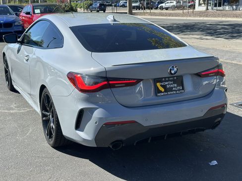 Used 2022 BMW 430i Coupe w/ M Sport Package image 10