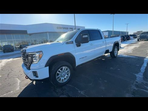 Used 2022 GMC Sierra 2500 AT4 w/ AT4 Premium Plus Package image 4