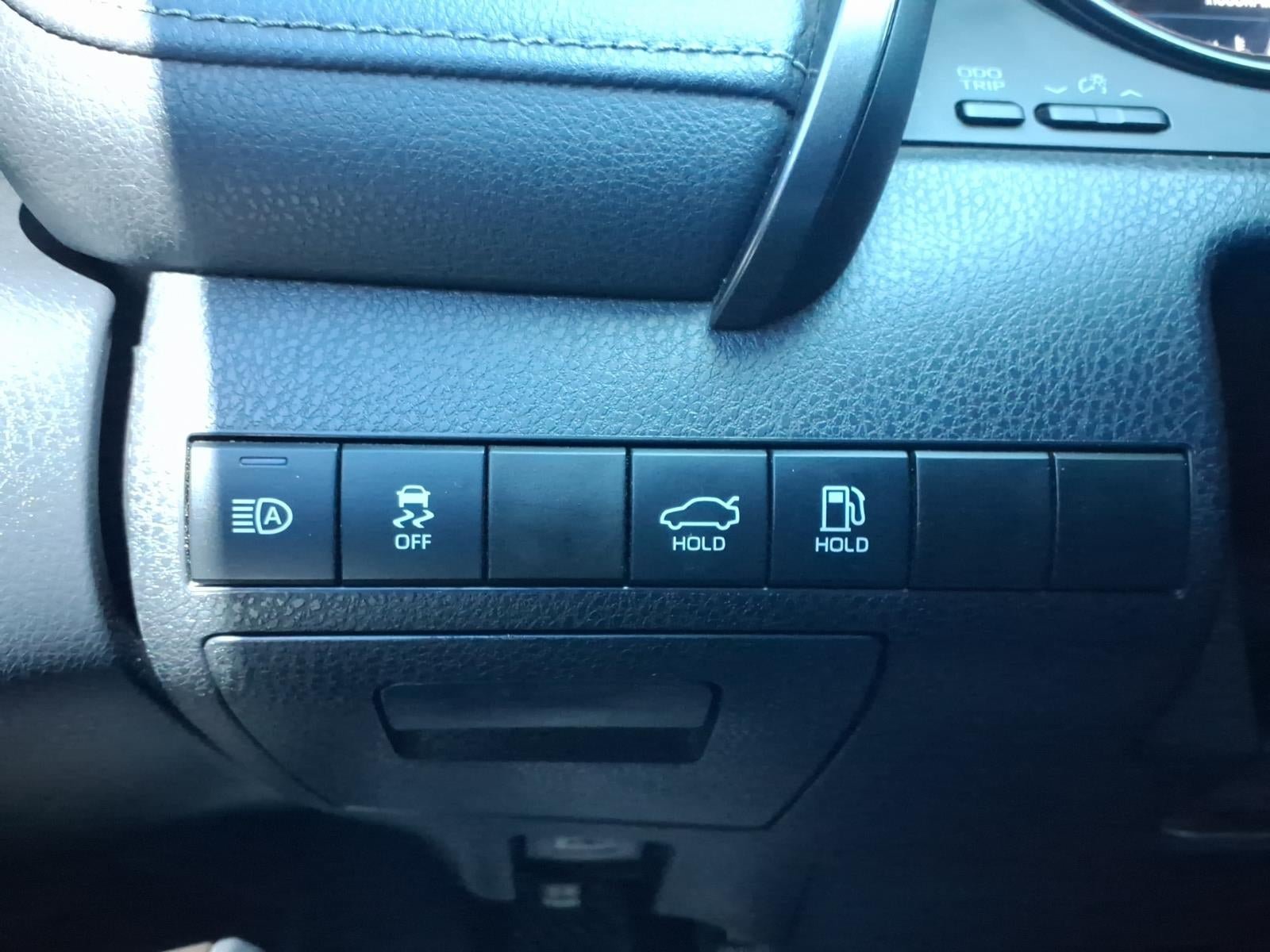 Used 2022 Toyota Camry SE w/ TRD Appearance Package (TMS) FWD image 27