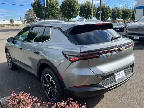 New 2026 Chevrolet Equinox EV LT image 5