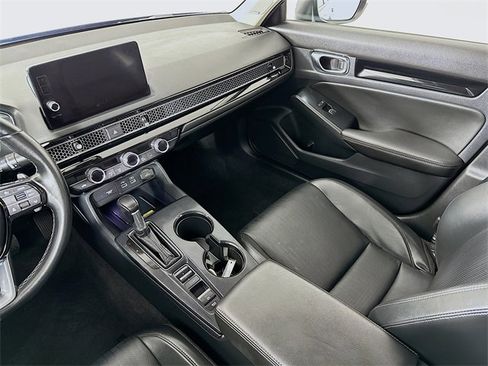 Certified 2022 Honda Civic Touring image 28