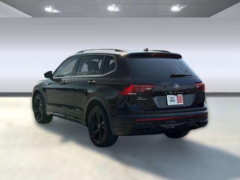Used 2024 Volkswagen Tiguan SE R-Line FWD image 5