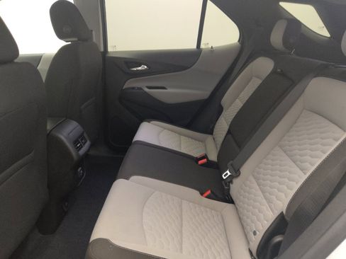 Used 2019 Chevrolet Equinox LT FWD image 18