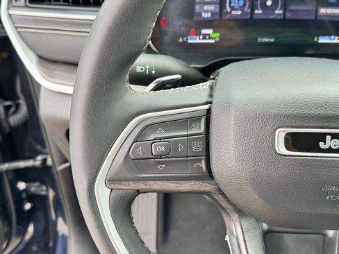 Used 2024 Jeep Grand Cherokee Limited 4xe image 14