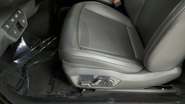 Used 2024 Kia EV9 Light Long Range RWD image 52