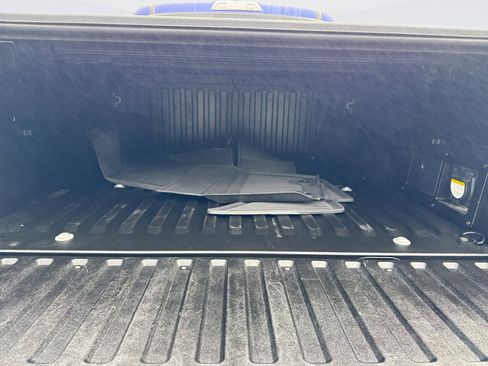 Used 2022 Toyota Tacoma TRD Off-Road image 20