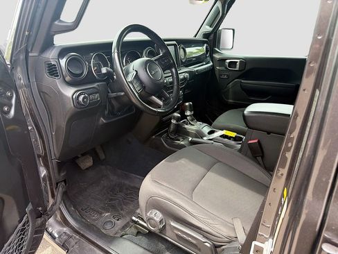 Used 2022 Jeep Wrangler Unlimited Sport AWD/4WD image 23