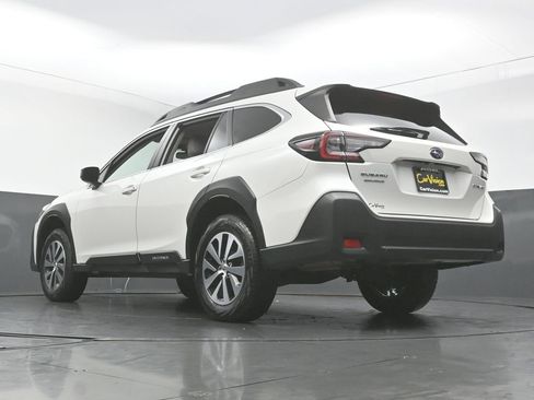 Used 2025 Subaru Outback Premium AWD/4WD image 47