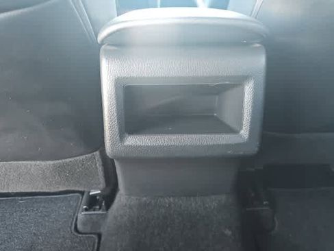 Used 2020 Toyota Camry SE image 20