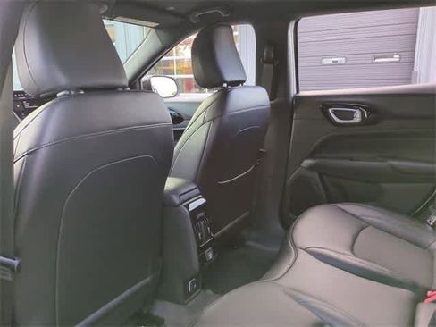 New 2026 Jeep Compass Latitude image 19