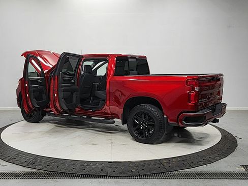 Used 2022 Chevrolet Silverado 1500 RST w/ Convenience Package II AWD/4WD image 13