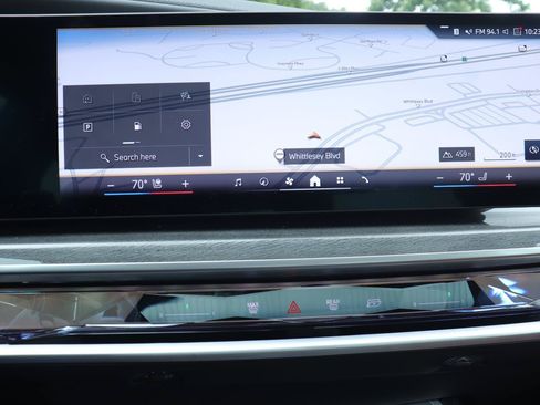 Used 2023 BMW 740i RWD image 27