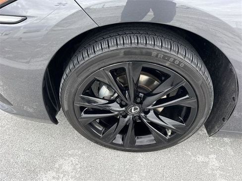 Certified 2023 Lexus ES 350 F Sport image 10