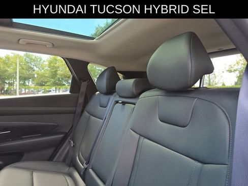 Used 2025 Hyundai Tucson SEL AWD/4WD image 17