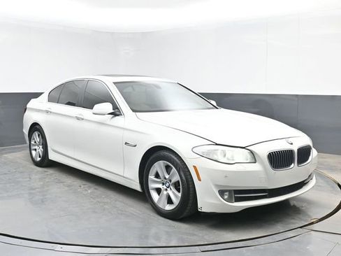 Used 2013 BMW 528i Sedan RWD image 2
