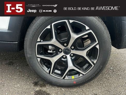 New 2026 Jeep Compass Limited w/ Sun, Sound & Navigation Group image 5