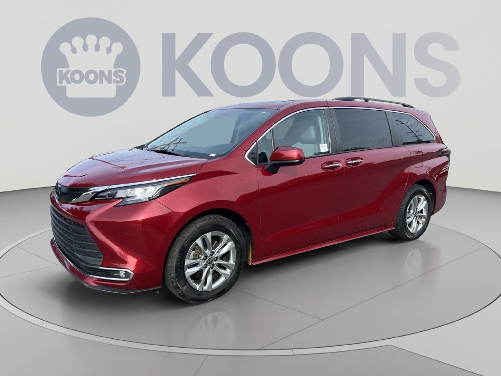 Used 2022 Toyota Sienna XLE w/ XLE Plus Package AWD/4WD image 1
