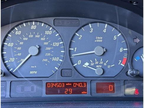 Used 2006 BMW 325Ci Convertible image 22