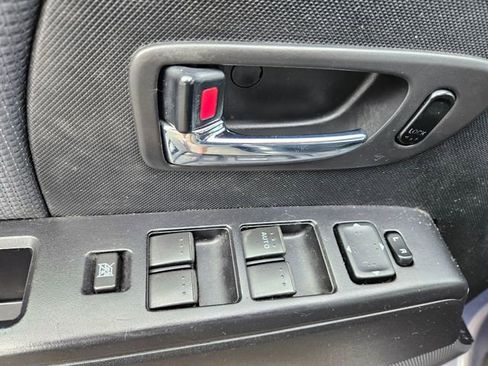 Used 2009 MAZDA MAZDA5 Sport image 14