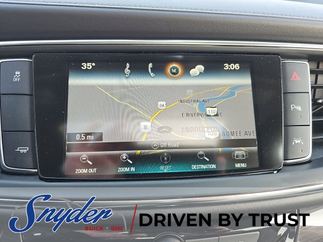 Used 2018 Buick Enclave Premium w/ Experience Buick Package FWD image 25