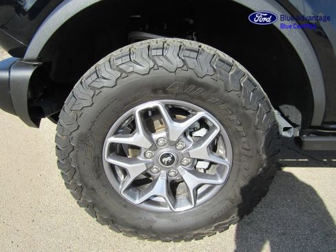 Certified 2025 Ford Bronco Badlands AWD/4WD image 14