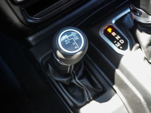 Used 2023 Jeep Wrangler Unlimited Sahara w/ Cold Weather Group AWD/4WD image 21