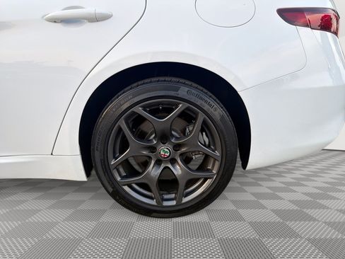 Used 2021 Alfa Romeo Giulia Ti w/ Active Assist 2 Package TI AWD/4WD image 28