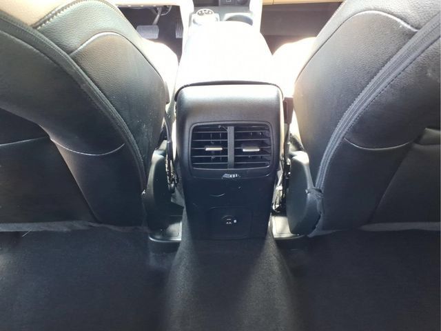 Used 2022 Ford Escape SEL AWD/4WD image 16