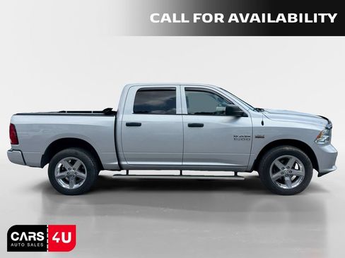Used 2018 RAM 1500 Express w/ Express Value Package AWD/4WD image 8