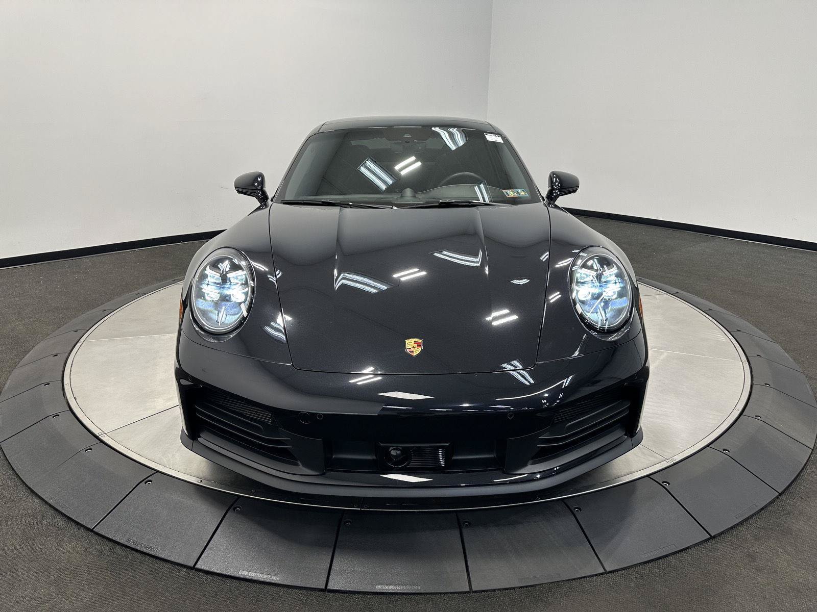 Certified 2025 Porsche 911 Carrera w/ Premium Package RWD image 10