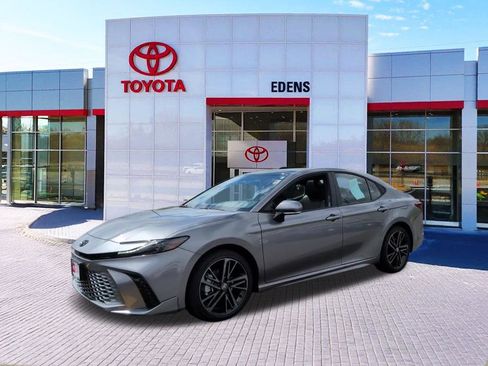 Used 2026 Toyota Camry XSE AWD/4WD image 7