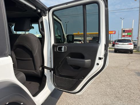 Certified 2022 Jeep Wrangler Unlimited Sport AWD/4WD image 20