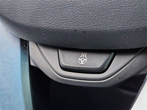 Used 2024 BMW 230i Coupe w/ Convenience Package image 24