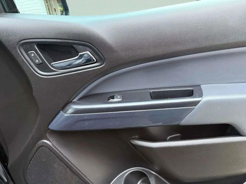 Used 2021 Chevrolet Colorado Z71 w/ Safety Package image 9