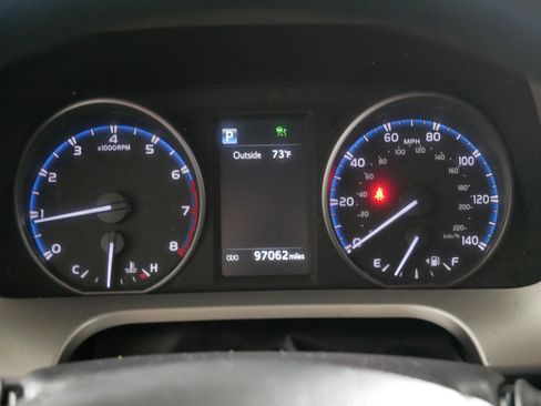 Used 2017 Toyota RAV4 LE w/ All Weather Liner Package AWD/4WD image 21
