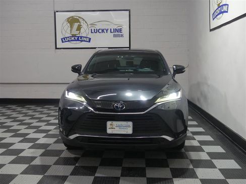 Used 2021 Toyota Venza Limited w/ Advanced Technology Package image 2