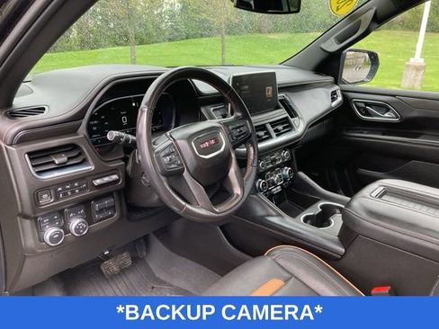 Used 2022 GMC Yukon XL AT4 w/ Technology Package AWD/4WD image 11