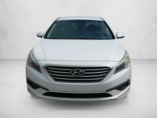 Used 2015 Hyundai Sonata SE FWD video 2