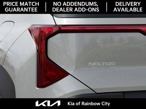 New 2027 Kia Seltos LX FWD image 13