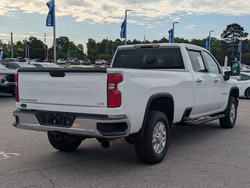 Used 2022 Chevrolet Silverado 3500 LTZ w/ Z71 Off-Road Package AWD/4WD image 3