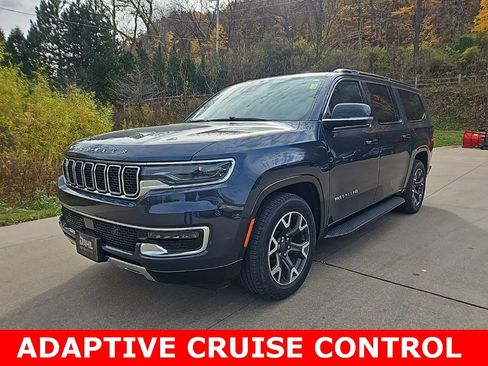 Used 2024 Jeep Wagoneer L Series III w/ Flexible Seating Group image 5