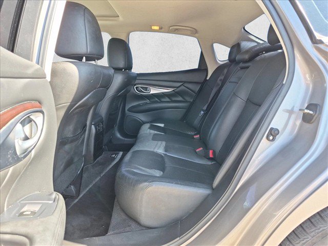 Used 2013 INFINITI M37 w/ Premium Pkg RWD image 19