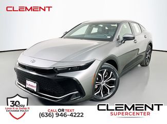 Used 2025 Toyota Crown XLE video 1