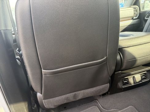 Used 2024 GMC Sierra 1500 SLT image 31