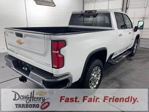 New 2026 Chevrolet Silverado 2500 LTZ w/ LTZ Premium Package image 9