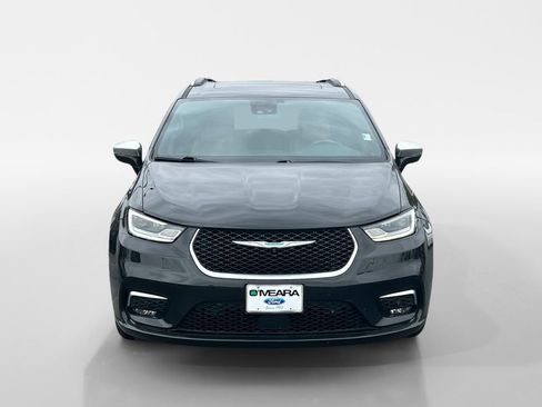 Used 2021 Chrysler Pacifica Pinnacle FWD image 9